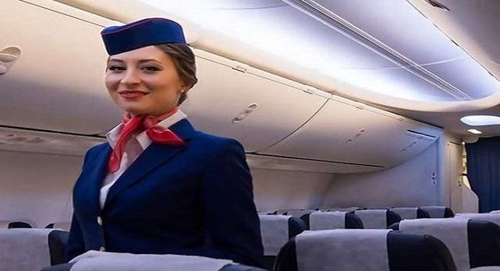 Woman Complain and Air hostess Response 1 - Funny Joke ‣ Woman Complain and Air-hostess Response